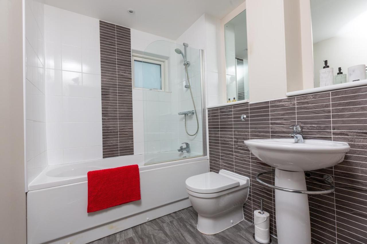 Meridian Bay Apartment Суонси Экстерьер фото